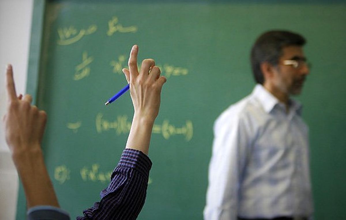 مدارس غیرانتفاعی؛ مراکز تبدیل آموزش به کالا...!