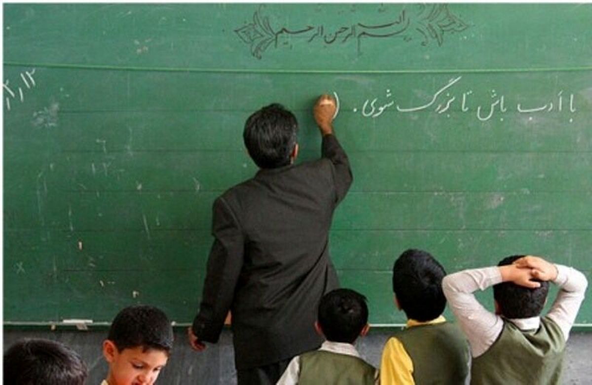 ترکمن : فعلاً درخواست بازنشستگی ندهید!