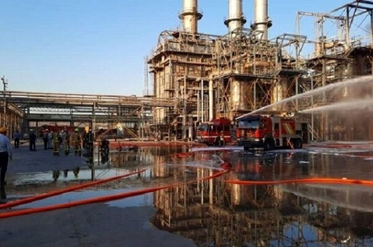 آتش‌سوزی پتروشیمی خارک مهار شد