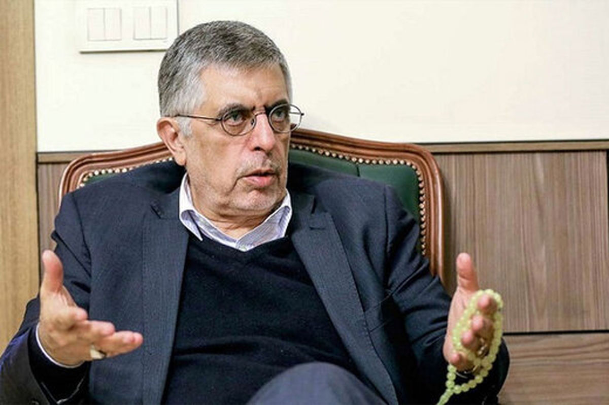 کرباسچی: الناز محمدی را در مقابل پدرومادرش با دستبند به اوین بردند