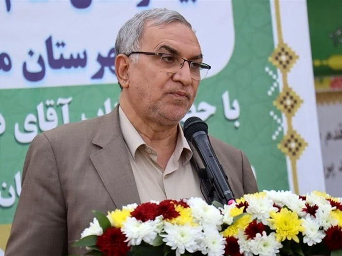 وزیر بهداشت: عامل مسمومیت دانش‌آموزان قمی «میکروبی» نیست