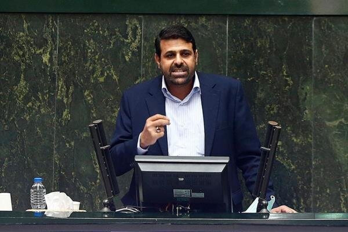 جلسه بررسی علل افزایش نرخ دلار به دلیل فوت مادر همسر رئیس بانک مرکزی عقب افتاد