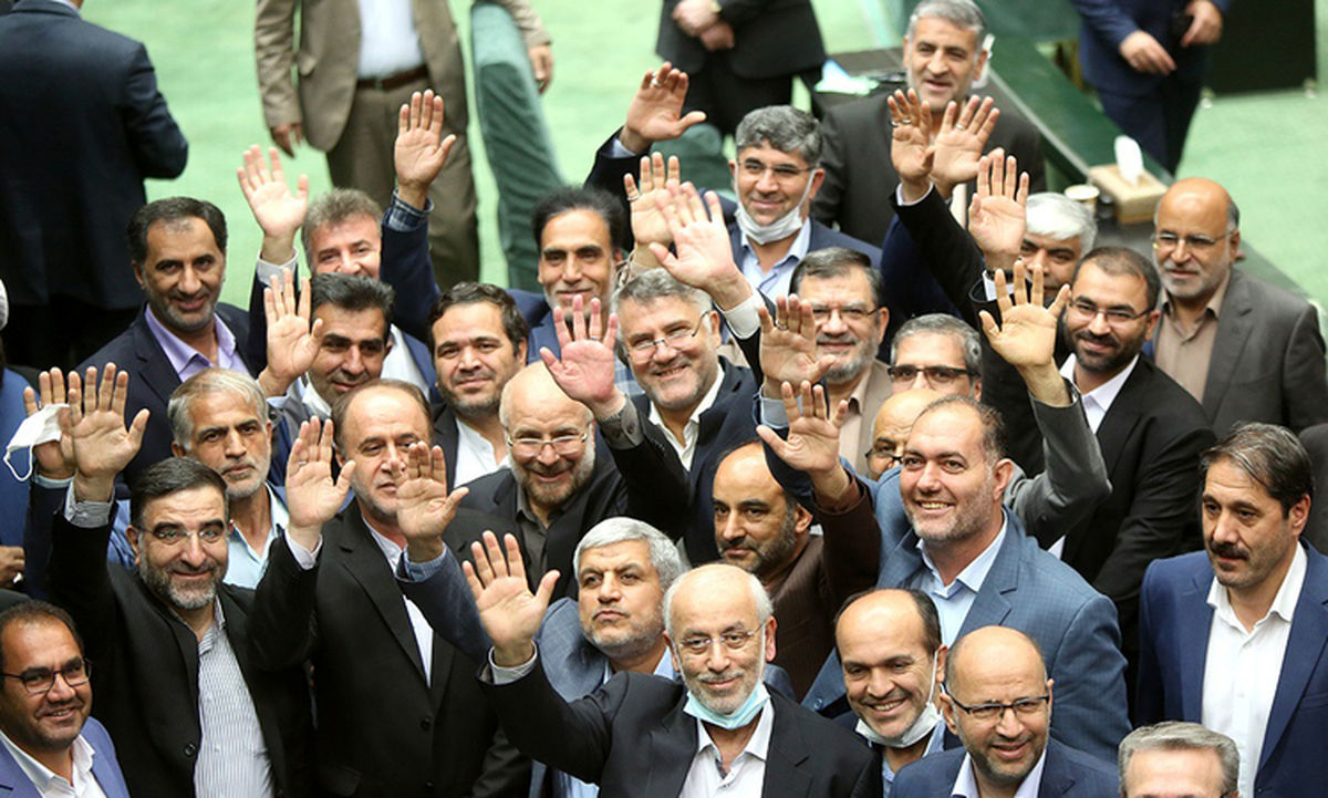 اطلاعیه مجلس: افزایش  ۵۰ درصدی حقوق نمایندگان کذب است، شکایت می‌کنیم