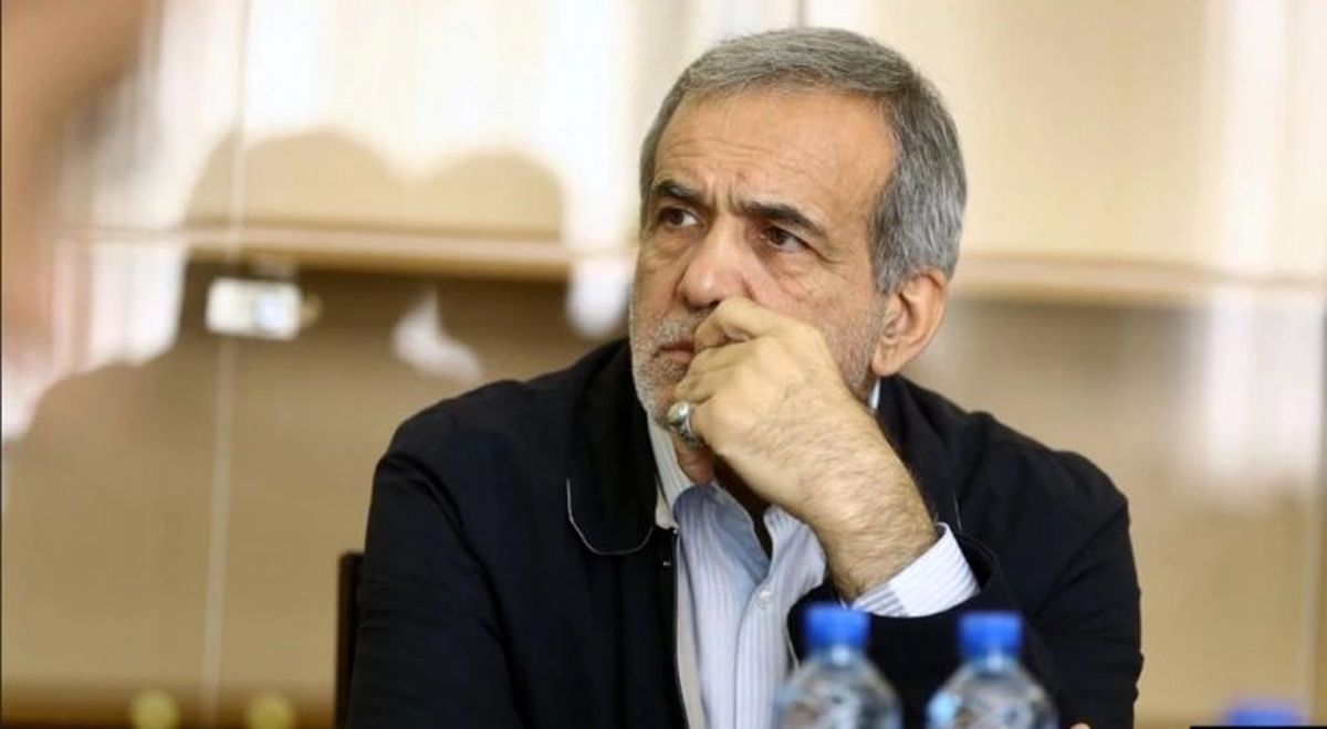 حمله‌ فیزیکی به پزشکیان در تبریز