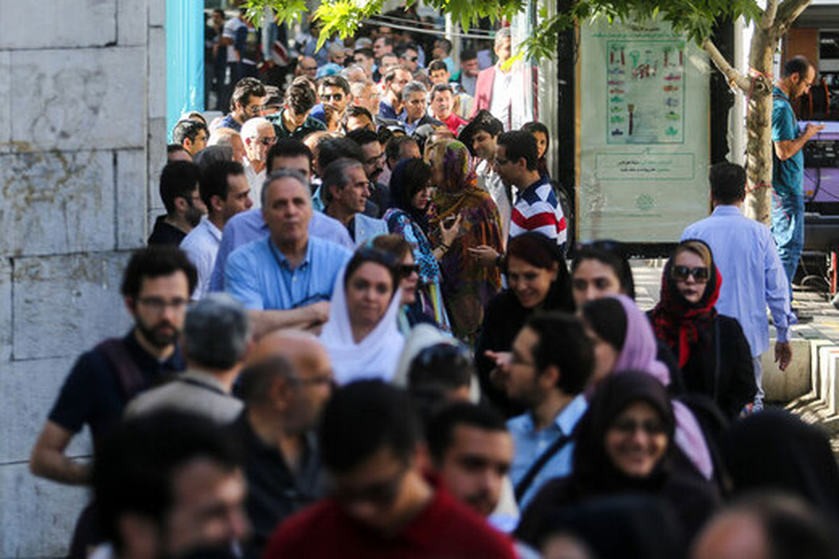 آماری عجیب؛ ۴۰ درصد دختران ایرانی ۱۵ تا ۲۴ سال نه درس می‌خوانند، نه شغل دارند!