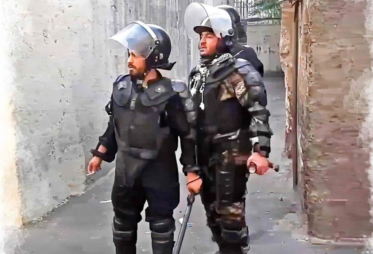 یک هفته گذشت؛ چه خبر از دستگیری پلیس نماها؟!
