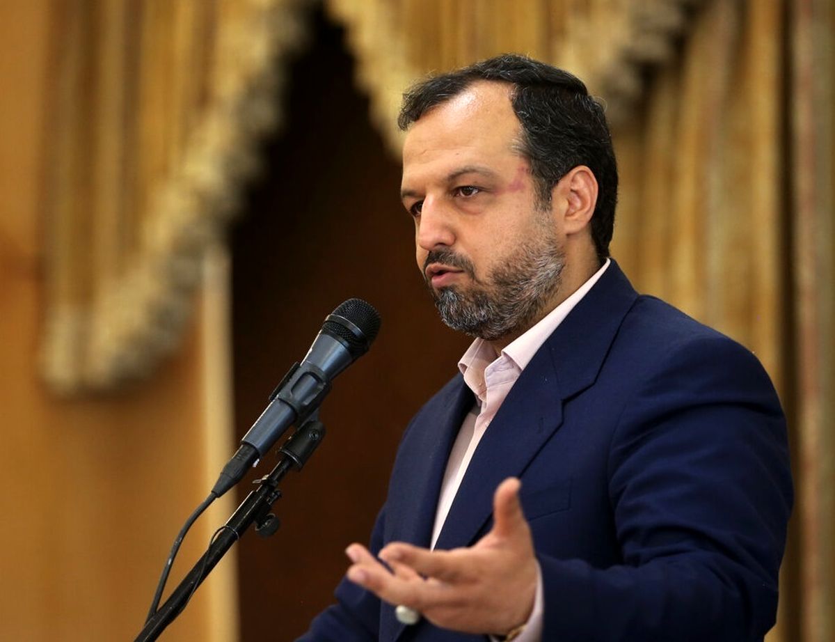 خاندوزی: در بخش کشاورزی ۳۰۰ هزار نفر شغل خود را از دست داده‌‌اند