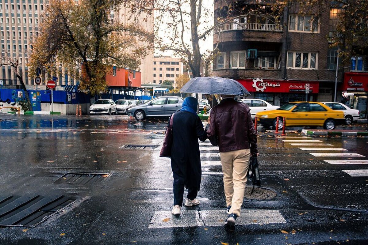 وضعیت آب و هوا، امروز شنبه ۷ بهمن ۱۴۰۲ / بارش باران در بیشتر مناطق کشور تا فردا ادامه دارد
