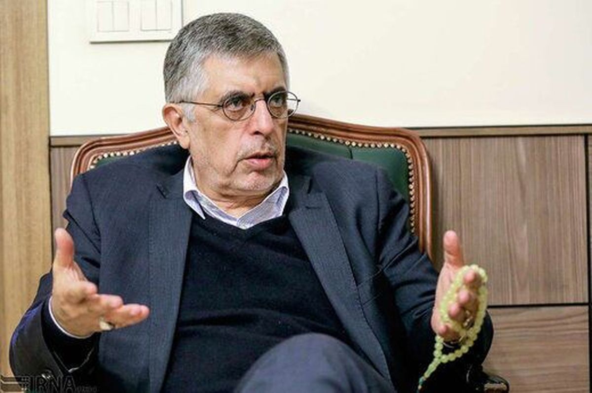 کرباسچی: بجای دیوارکشی در مترو، واگن اضافه کنید مشکل حل می‌شود