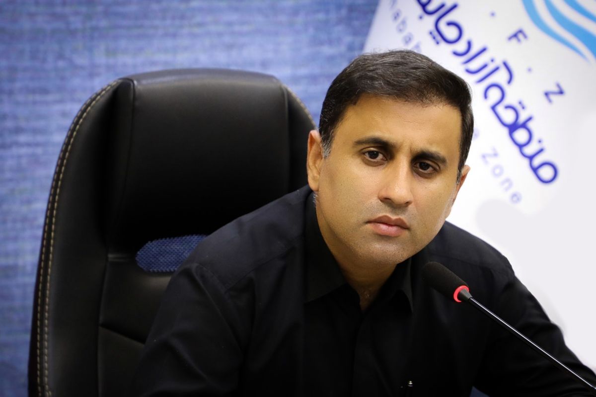 طعنه سنگین نماینده چابهار به قالیباف با چاشنی مرغ ۱۰۰ هزار تومانی