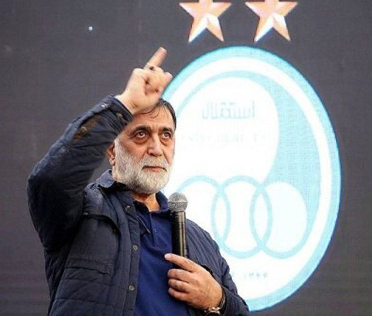 برای استقلال ۲۰۰ میلیارد درآمدزایی داشتم و موقع رفتنم ۱۲۳ میلیارد موجودی باشگاه بود