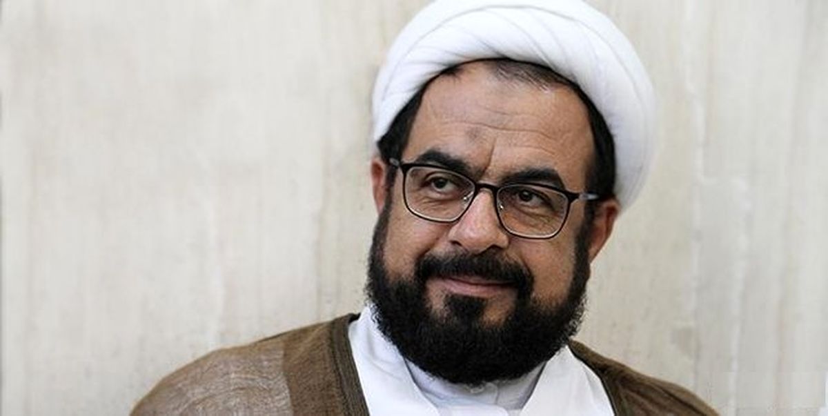 نماینده‌ای که روی سرش بنزین ریختند