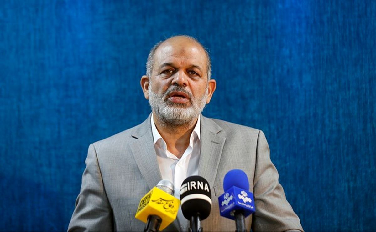 وزیر کشور: مروجان بی‌حجابی از نوادگان «رضا قلدر» هستند
وزیر