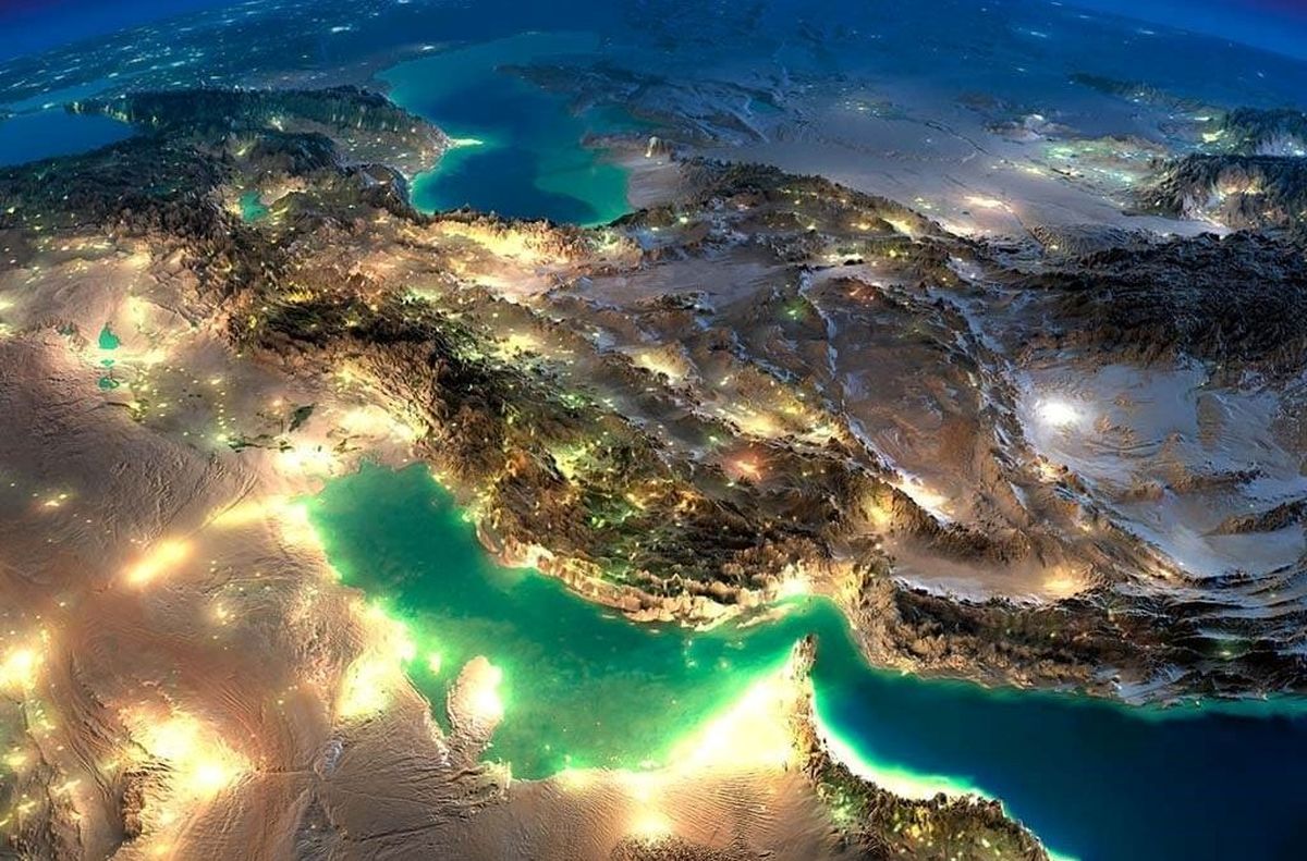 شرق‌گرایی یک‌سو و غرب‌ستیزی افراطی خسارت جبران‌ناپذیری به منافع ملی زده است