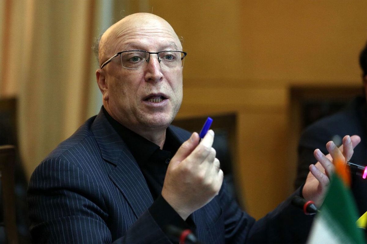 وزیر علوم: با توسل به پنج تن آل عبا، اولویت‌های بنیاد نخبگان مشخص کردیم