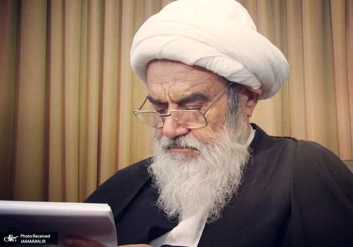 رئیس حوزه علمیه اصفهان: اگر به حجاب باید توجه شود به گرفتاری‌های معیشتی مردم هم باید توجه کرد