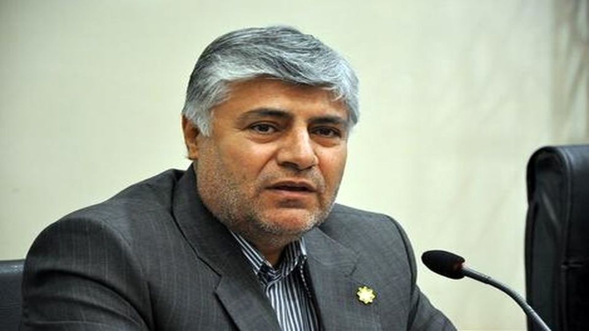 نماینده شیراز: مرزها کنترل نشود احتمال وقوع وقایع شاهچراغ را در اماکن عمومی می دهیم