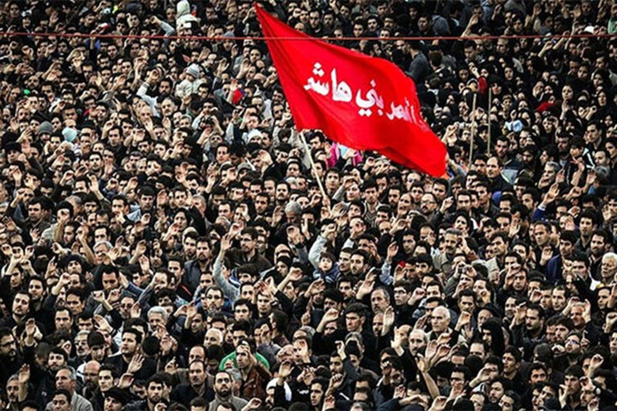 روزنامه اطلاعات : عرصه عزاداری در دست گروهی است که دنبال سوزناک کردن واقعه کربلا هستند