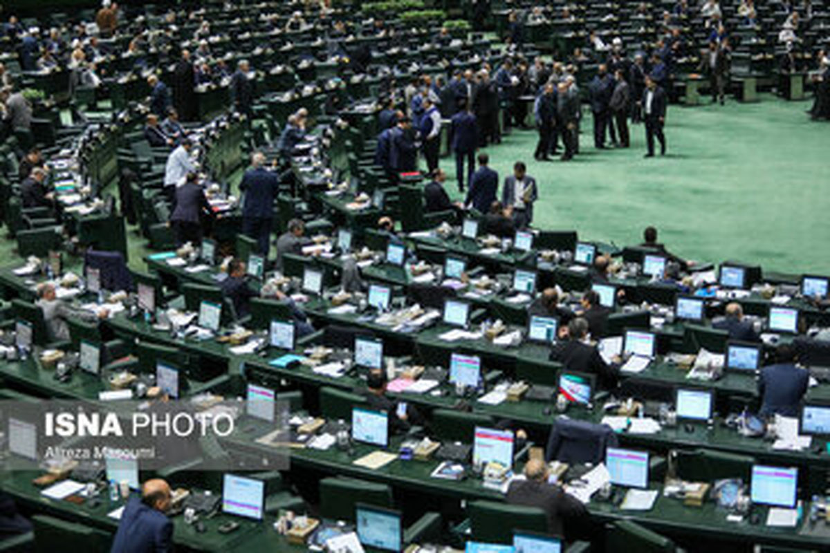 پس لرزه سیاسی اعطای جایزه صلح نوبل به نرگس محمدی؛ مجلسی‌ها شاکی شدند