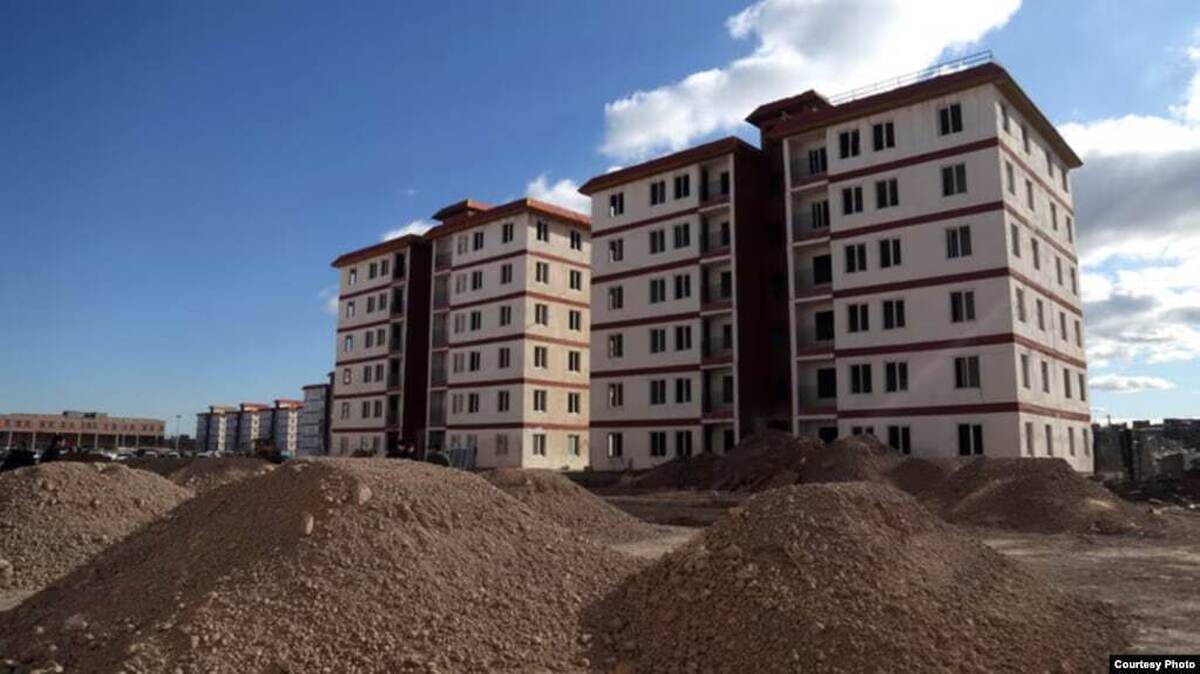 رییس کمیسیون عمران مجلس درباره پروژه نهضت ملی مسکن: به دلیل نوسانات بازار ارز، قیمت ساخت مسکن دیگر قابل پیش‌بینی نیست