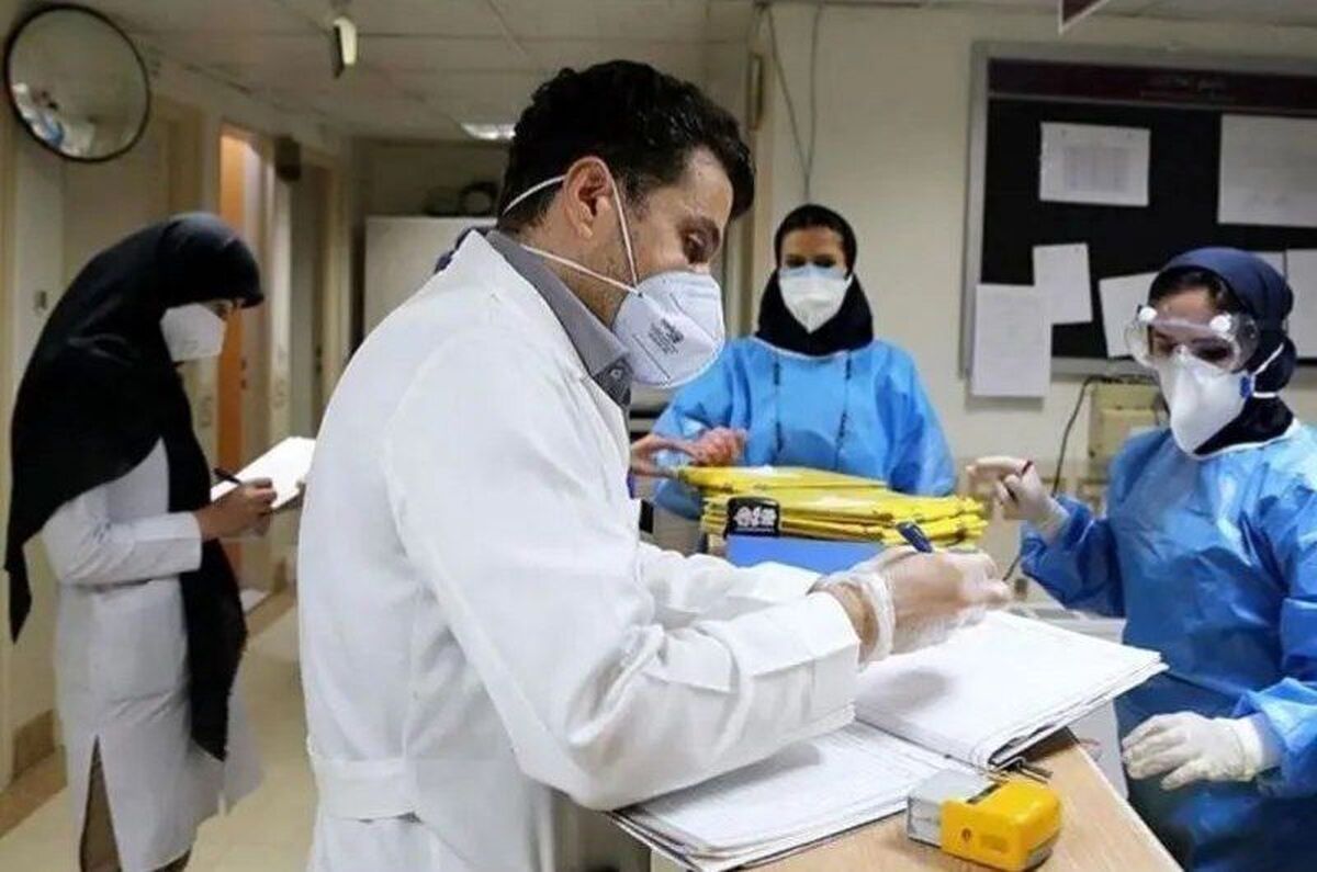 استخدام ۲۵ هزار نیروی جدید برای کادر درمان در سال جاری/ تخصیص ۳ هزار میلیارد تومان برای پرداخت به دستیاران پزشکی