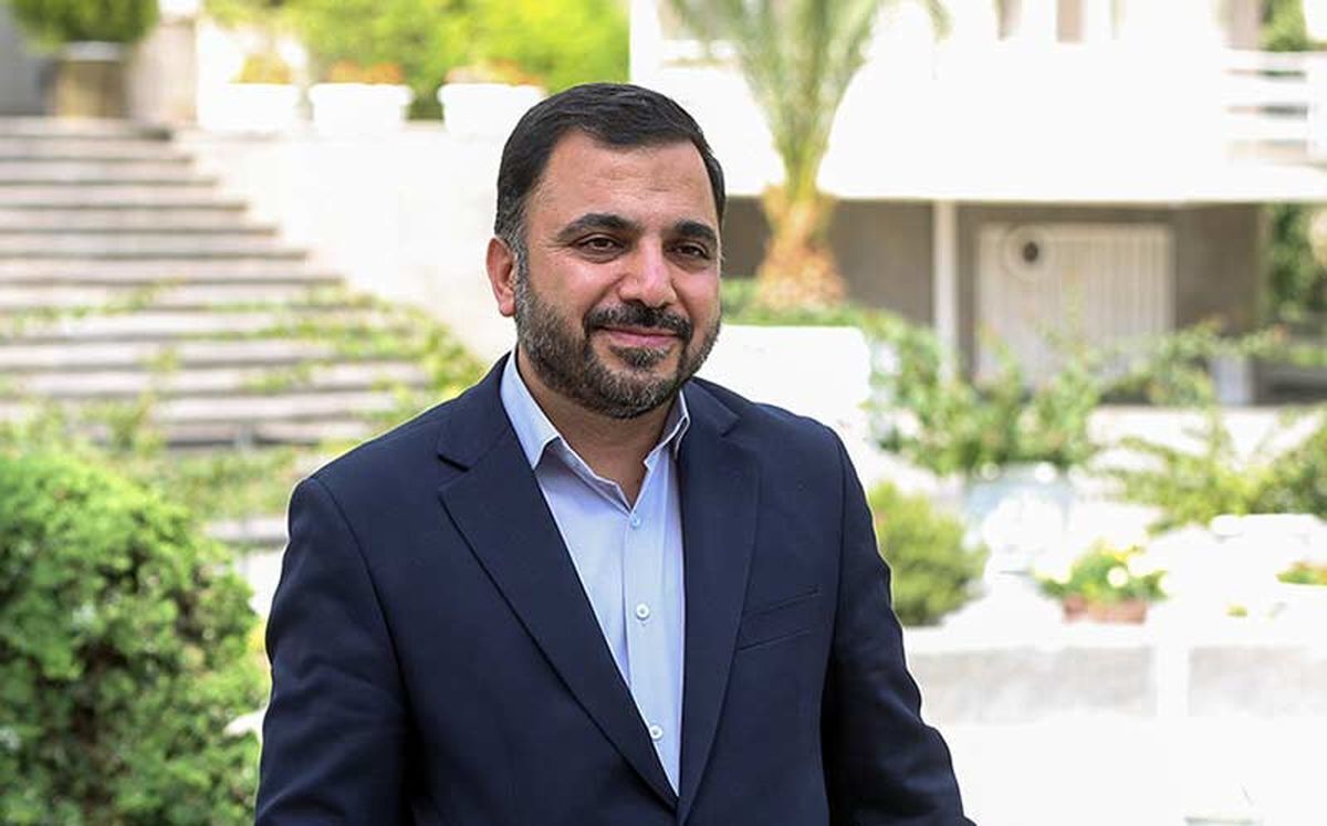 واکنش زارع پور به خبر خرید سهام دیجی کالا توسط همراه اول: اگر پولی دارید، شبکه را توسعه دهید