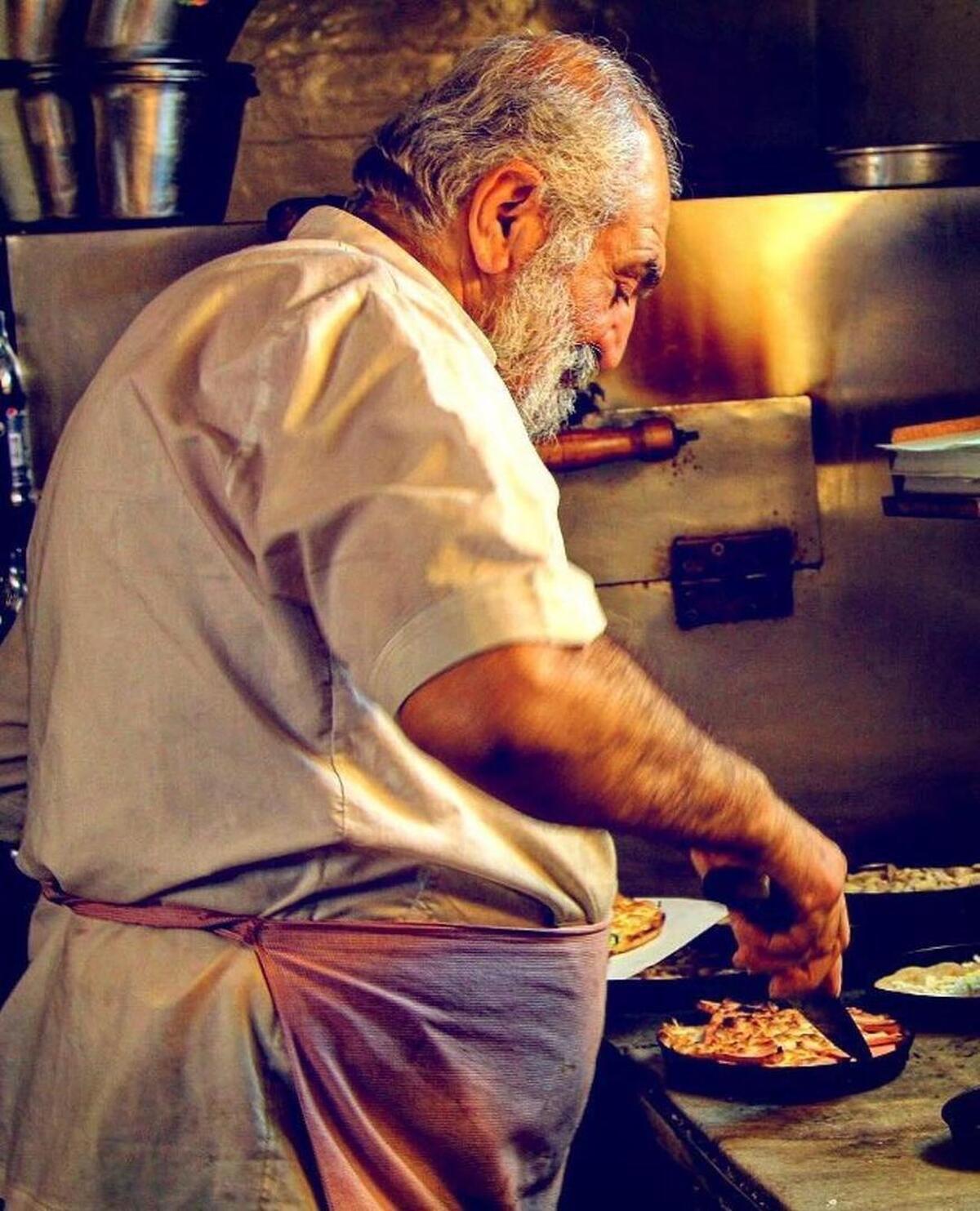 موج پلمب‌های زنجیره‌ای به پیتزا داود رسید