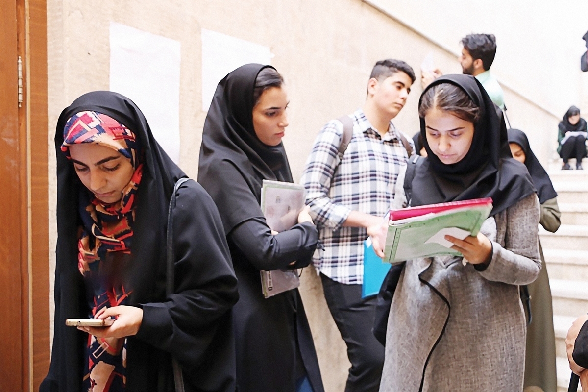 تصویب پرداخت کمک‌هزینه تحصیلی به دانشجویان مستعد و ممتاز