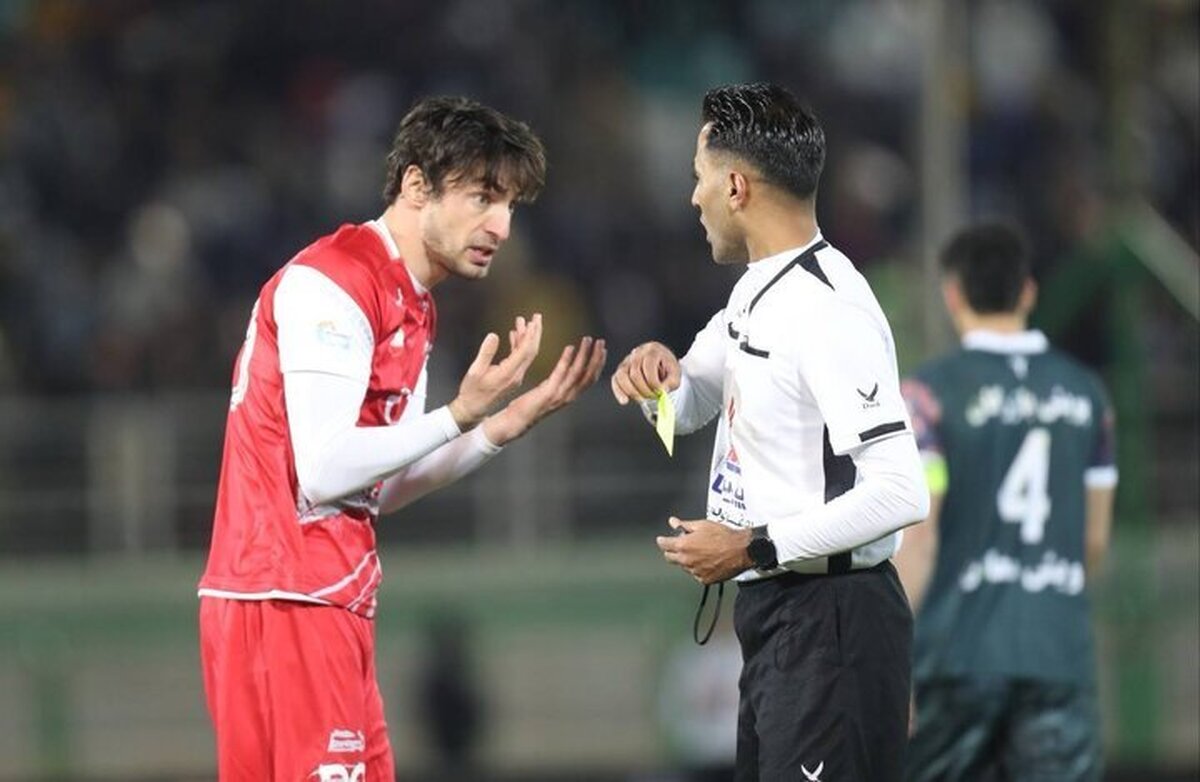 داور بازی ذوب‌آهن - پرسپولیس: من را تهدید به مرگ کردند!
