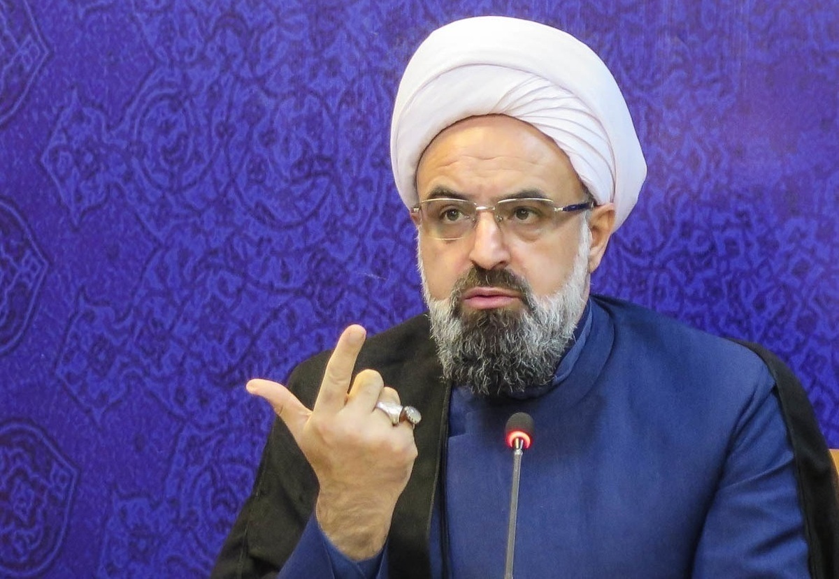 یکی دو ماده قانون حجاب را بُلد می‌کنند