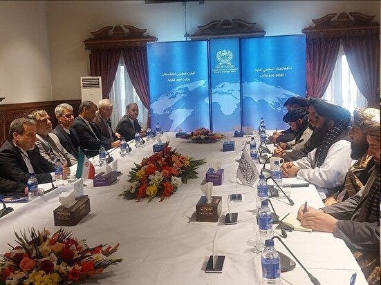 دیدار عراقچی با سرپرست وزارت خارجه هیات حاکمه افغانستان