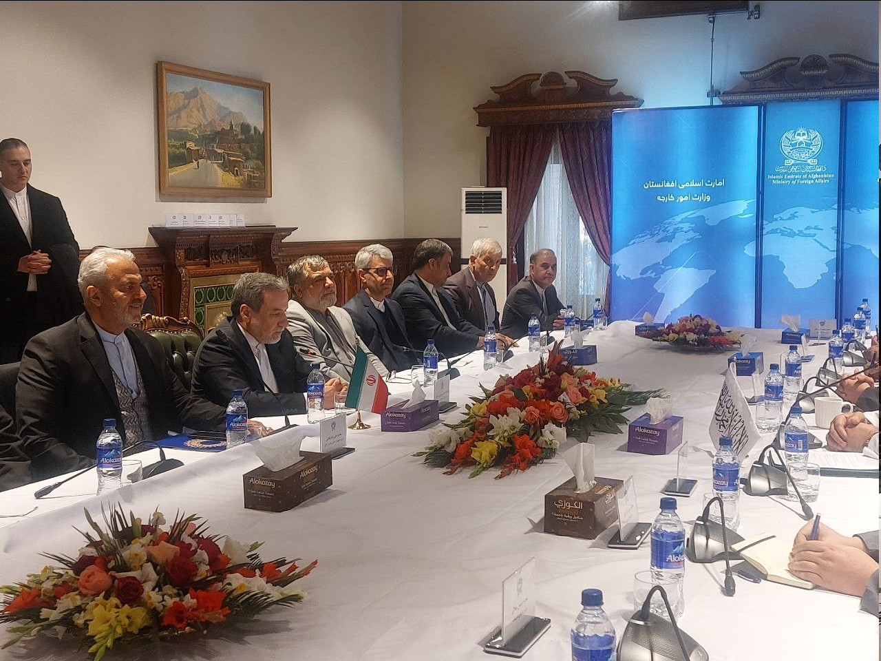 دیدار عراقچی با سرپرست وزارت خارجه هیات حاکمه افغانستان