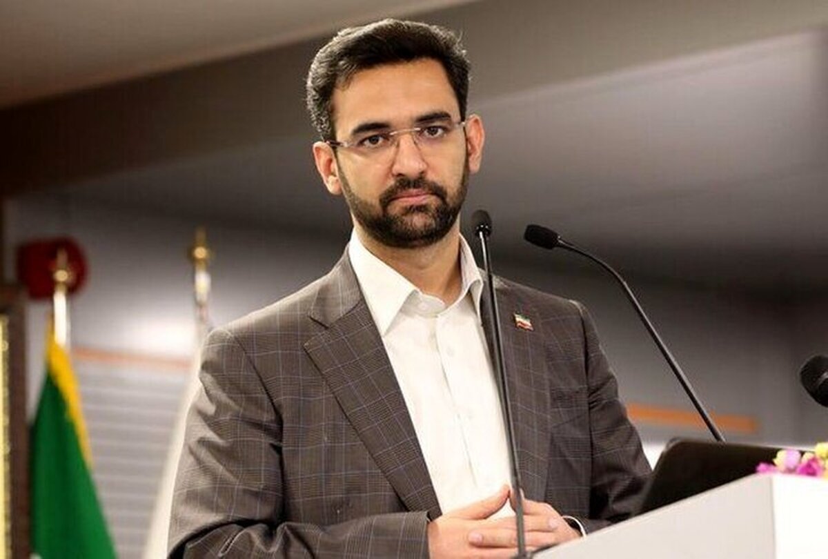 توصیه آذری جهرمی به پزشکیان و قالیباف: سیاسی‌بازی را کنار بگذارید