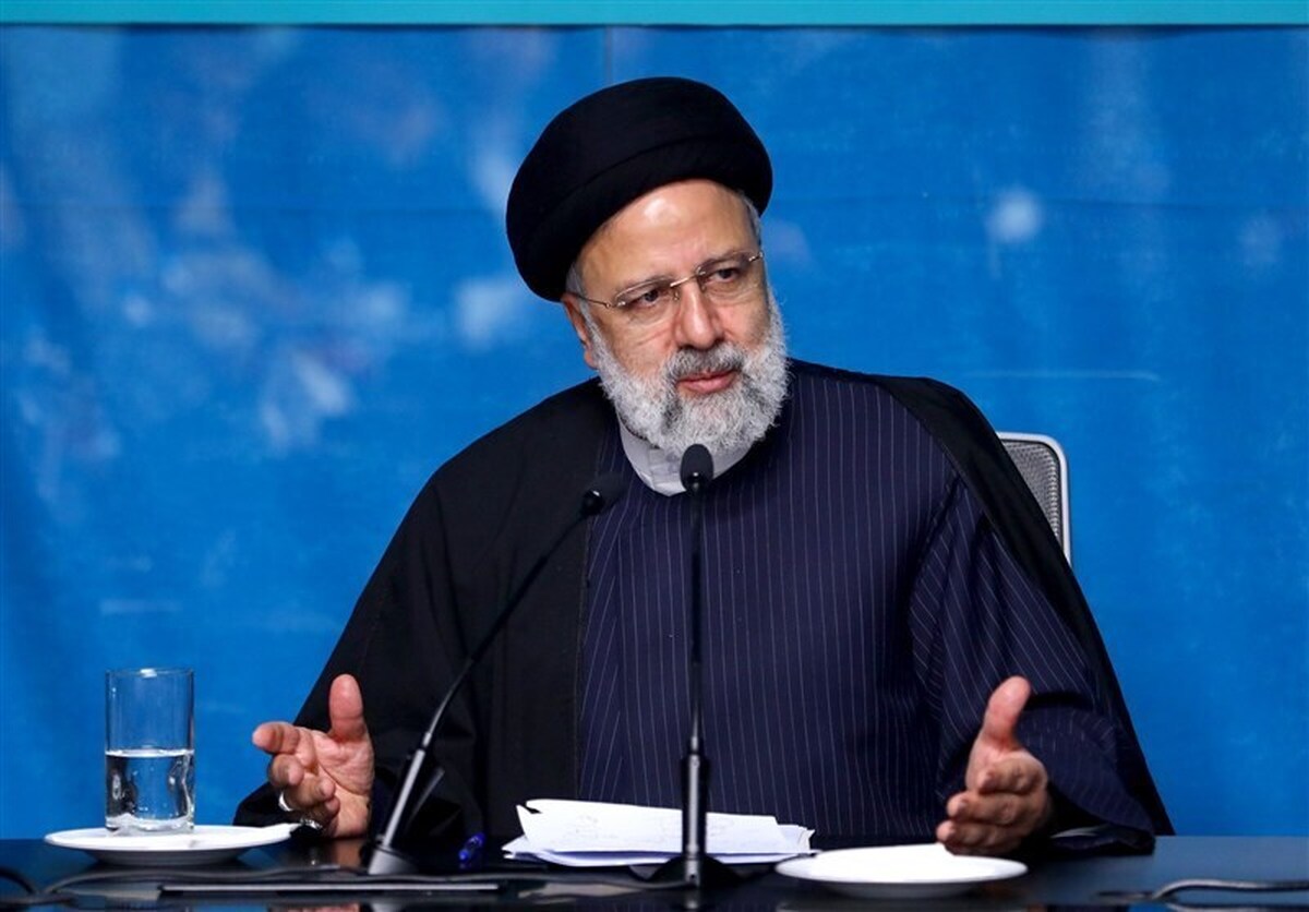 به سؤالات و ابهاماتی که به ناحق علیه دولت در شبکه‌های اجتماعی ایجاد می‌شود پاسخ دهید