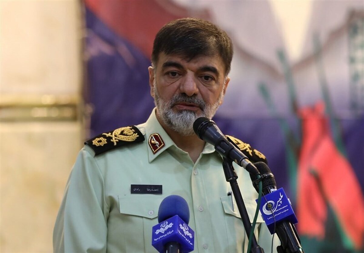 سردار رادان: سندی از یک افسر اطلاعاتی به دست آوردیم که گوشه‌ای از راهبردهای دشمن در اندلسی کردن ایران را نشان می‌دهد / کشف حجاب زنان در خیابان‌ها اولین راهبرد سند مذکور بود