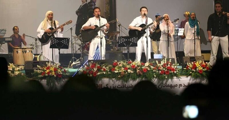 عکس‌های یادگاری «جومونگ» با خواننده مشهور ایرانی