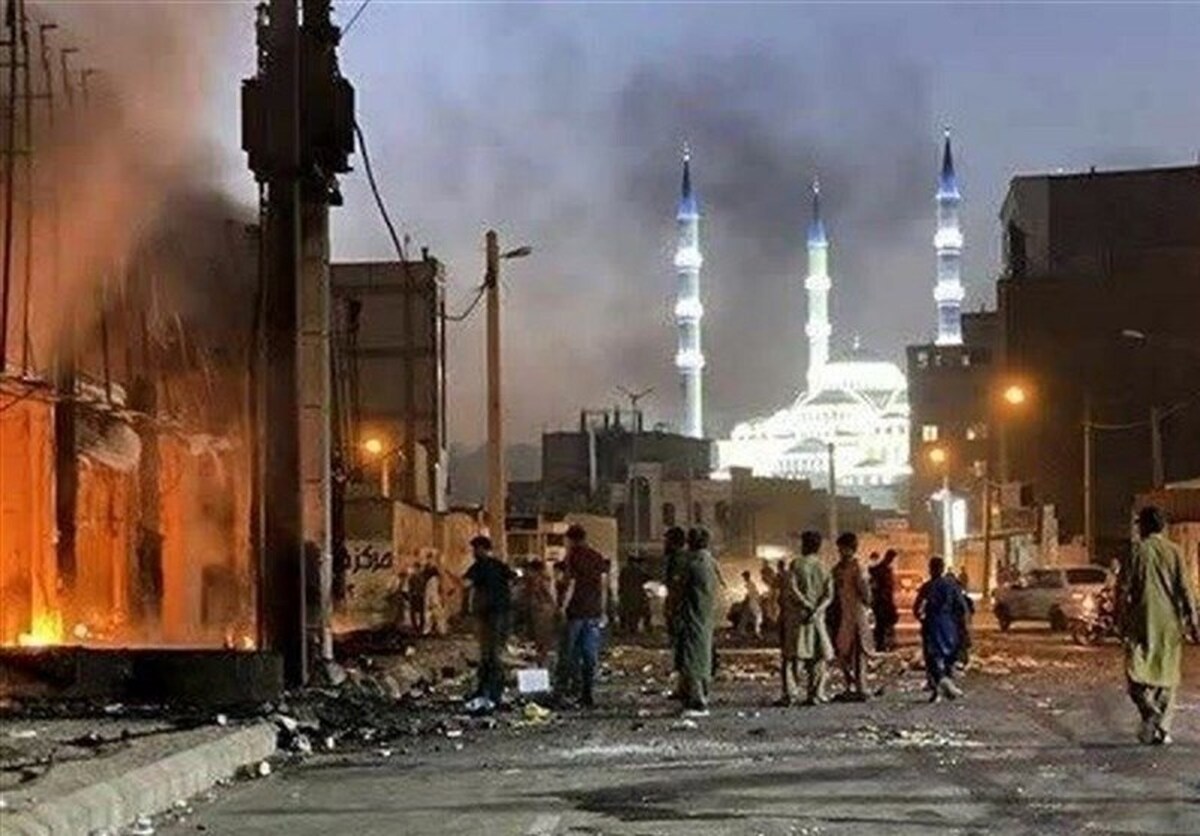 فیلم؛ روایت یک فعال اجتماعی از حادثه ۸ مهر زاهدان؛ دست‌کم ۶۰ نفر کشته شدند و به تهران گزارش دروغ دادند