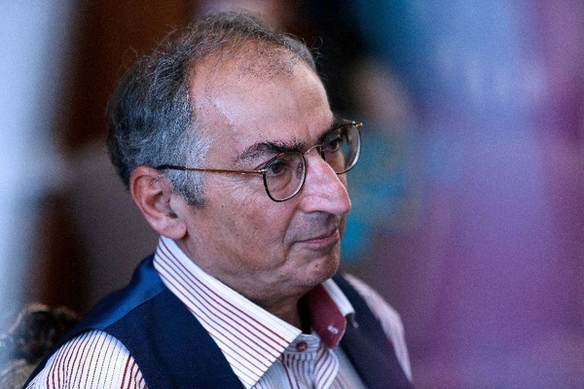 فعلا یک حکم زیباکلام اجرایی شد