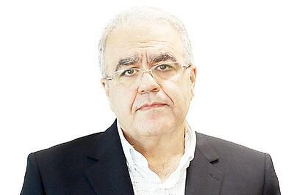 رییس اتاق بازرگانی تهران: دولت هم چوب را می‌خورد هم پیاز را