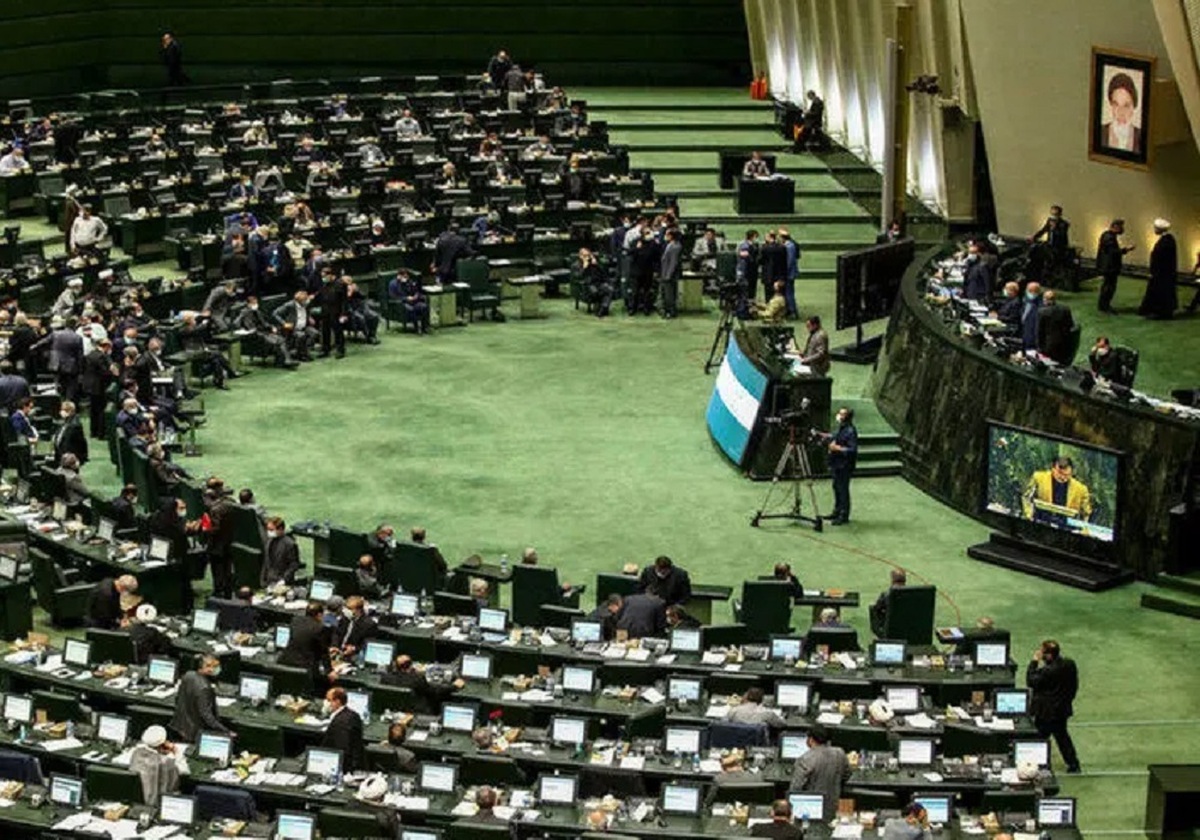 مخالفت مجلس با افزایش تعداد نمایندگان به ۳۳۰ نفر