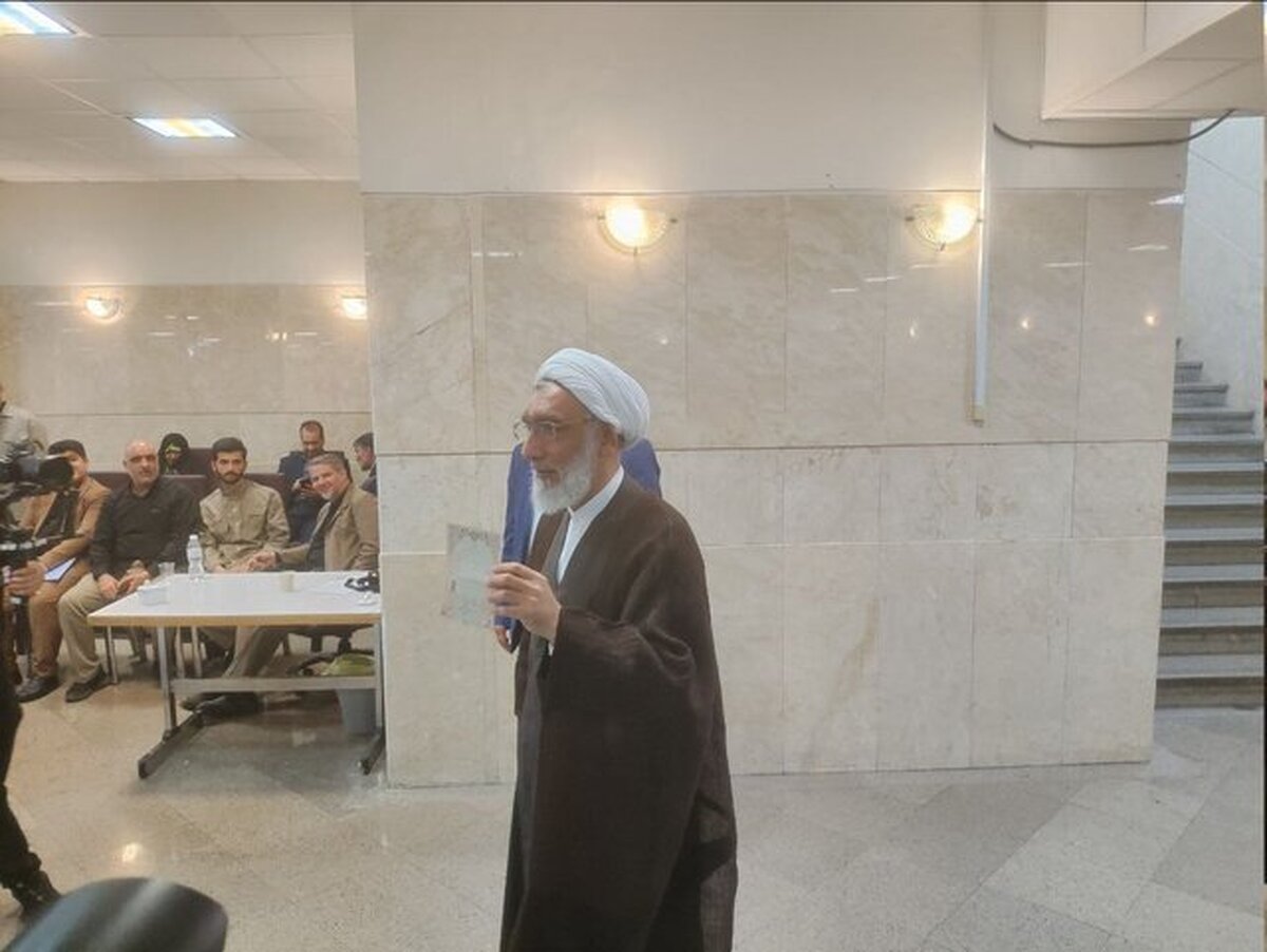 مصطفی پورمحمدی داوطلب کاندیداتوری انتخابات ریاست‌جمهوری شد