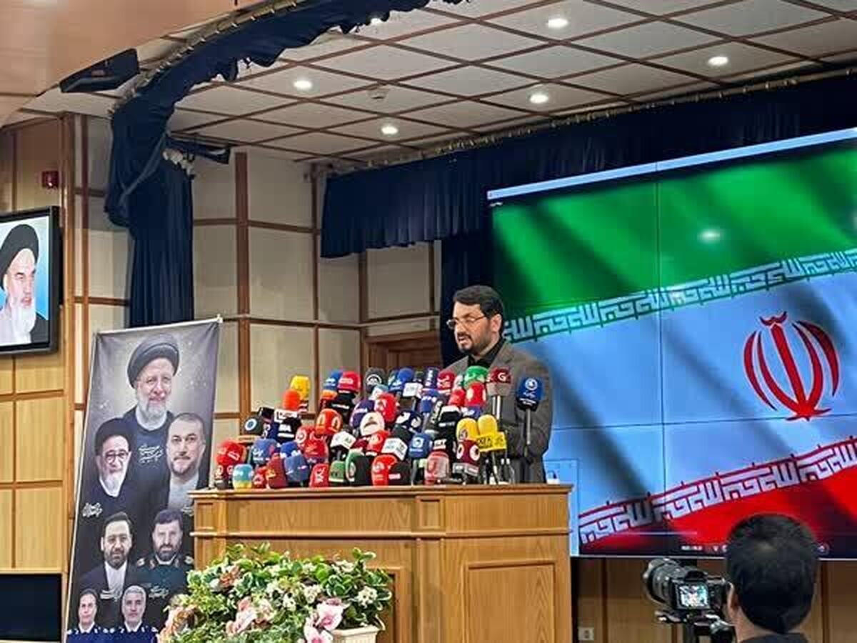 بذرپاش بعد از ثبت‌نام در انتخابات ریاست‌جمهوری: به لبخند دشمنان اعتماد نمی‌کنیم/ تکرار وعده‌های انتخاباتی دولت سیزدهم