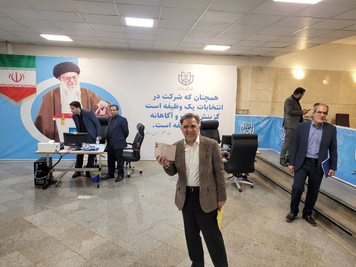 فیلم؛ عباس آخوندی خطاب به یک خبرنگار: بیش از ۱ میلیون مسکن را من ساختم، هرکه به شما گفته[نساختم] دروغ گفت