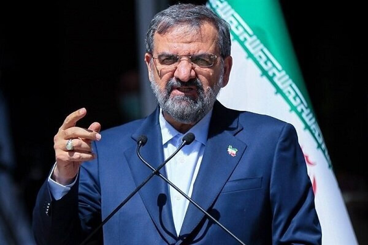 محسن رضایی به دنبال اجماع است/ تکذیب حمایت از بذرپاش
