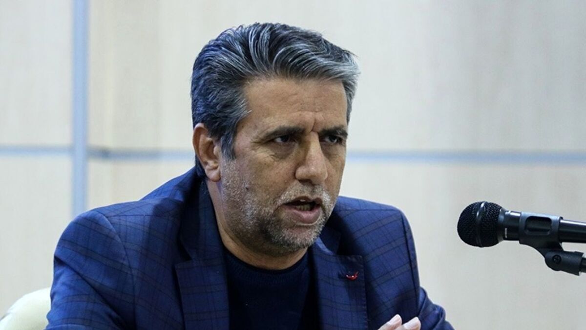 احمدی نژاد چرا در میان عده‌ای هنوز محبوب است؟