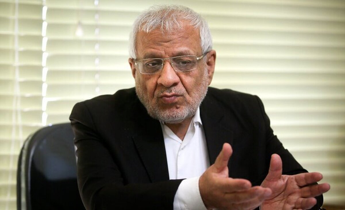 بادامچیان: به احمدی‌نژاد تذکر دادم که مراقب باش مثل خاتمی نشوی اما کاری کرد که جنجالی شود