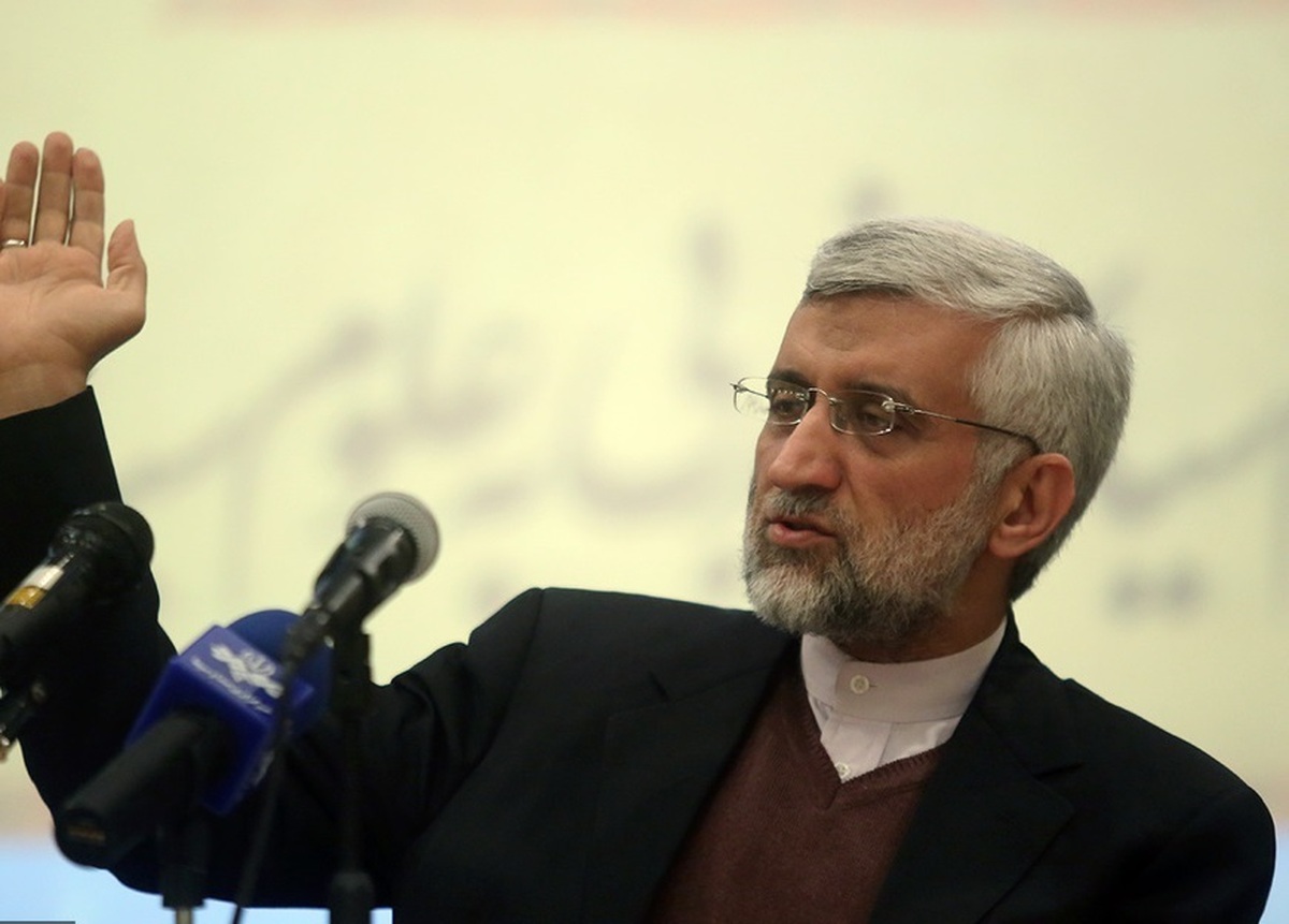 جلیلی می‌گوید رشد اقتصادی بالای ۸ درصد را می تواند رقم بزند
