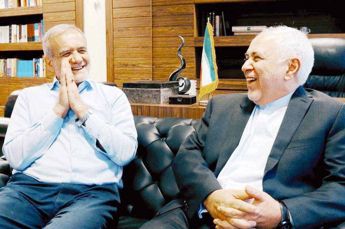 ظریف در میزگرد سیاست خارجی، پزشکیان را همراهی خواهد کرد
