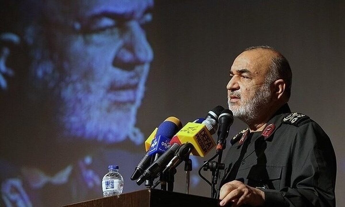سردار سلامی: علاقه زیادی به شهید امیرعبداللهیان داشتم/ عکسی از فرمانده کل سپاه در منزل وزیر خارجه فقید