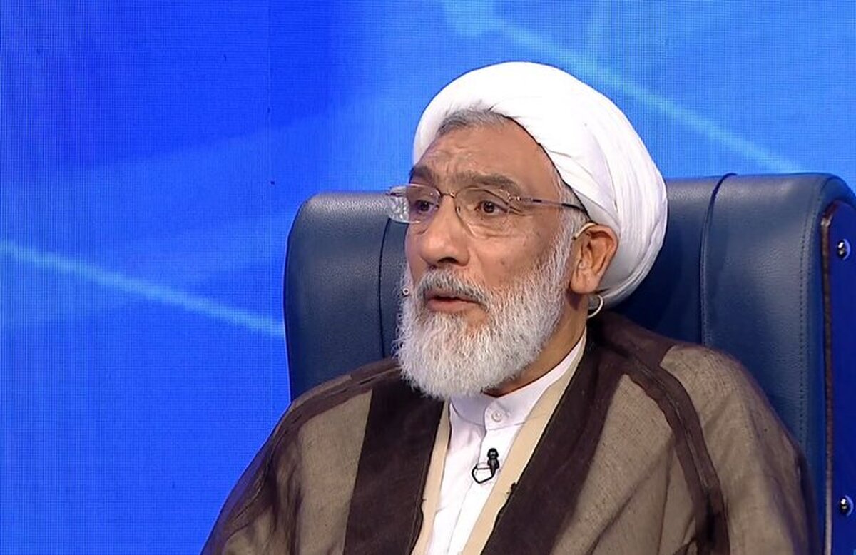 واکنش پورمحمدی به ادعای ۳۰۰ دلار بودن قیمت عبایش